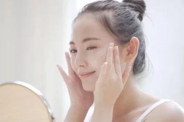 トゥリエンヌの効果は？毛穴・ハリ・ニキビ跡への働きを解説